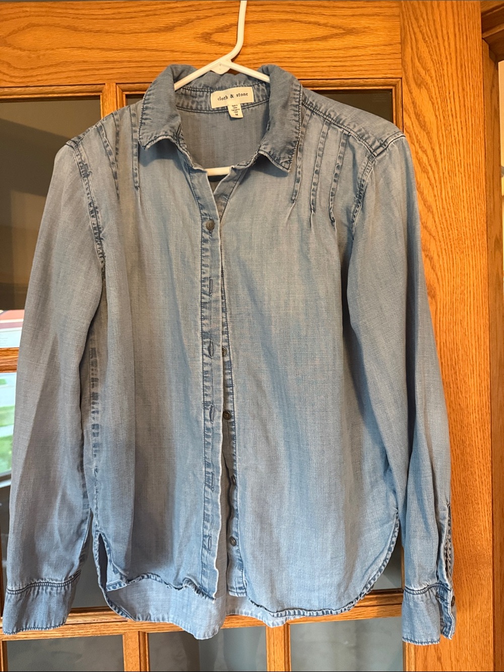 cloth & stone Washed Chambray Button-Up Shirt